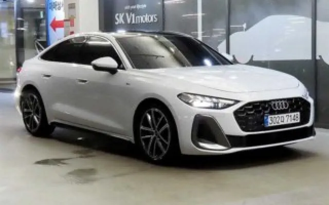 더프레스티지K7 중고차 A5 (B10) 40 TFSI 콰트로 S-라인 매물 사진 13 - 2025/11 2,787km