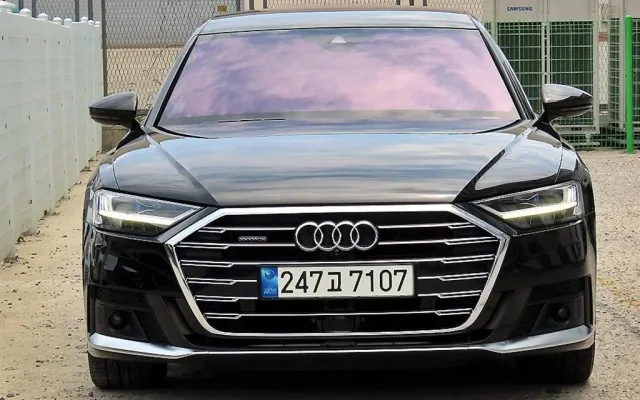 더프레스티지K7 중고차 A8 (D5) 55 TFSI 콰트로 LWB 매물 사진 3 - 2022/07 87,368km