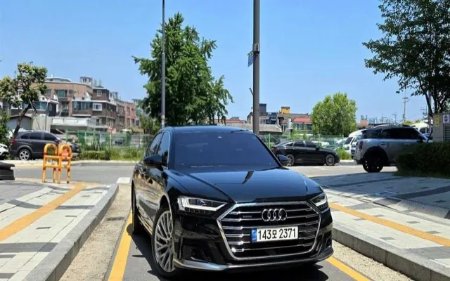 더프레스티지K7 중고차 A8 (D5) 55 TFSI 콰트로 LWB 매물 사진 11 - 2022/09 76,481km